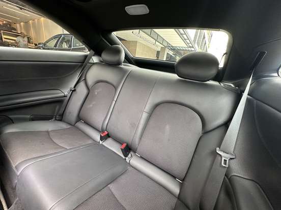 MERCEDES-BENZ-CLC 200 K-2010