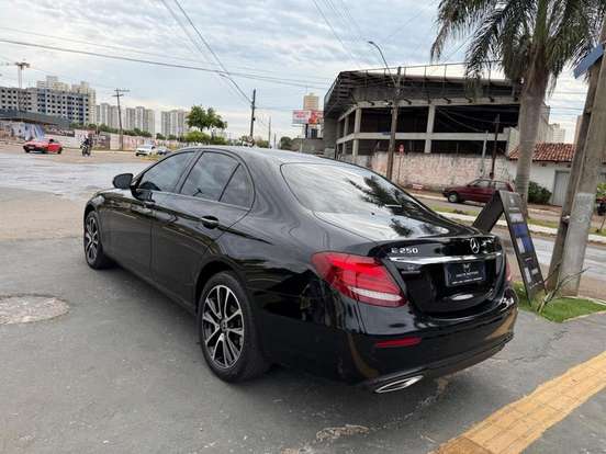 MERCEDES-BENZ-E 250-2018