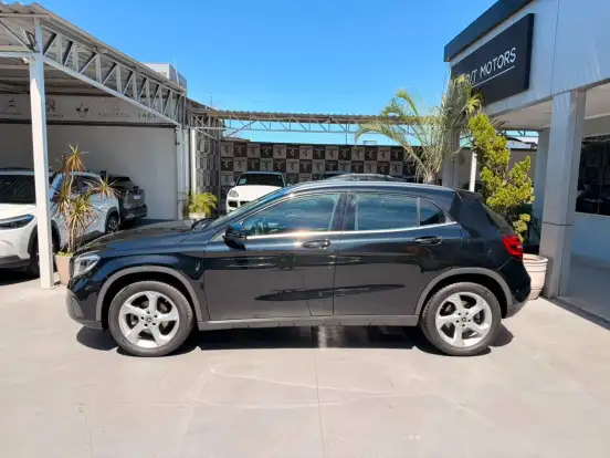MERCEDES-BENZ-GLA 200-1.6 CGI FLEX ADVANCE 7G-DCT MERCEDES-BENZ-GLA 200-2018