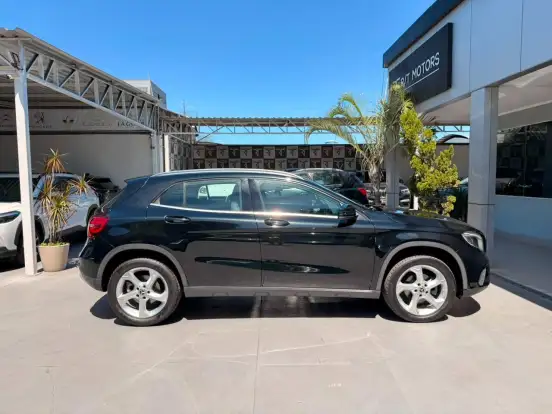 MERCEDES-BENZ-GLA 200-1.6 CGI FLEX ADVANCE 7G-DCT MERCEDES-BENZ-GLA 200-2018