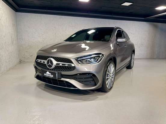 MERCEDES-BENZ-GLA 200-2022