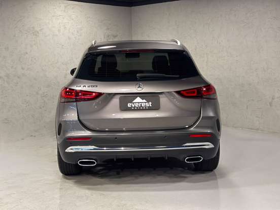 MERCEDES-BENZ-GLA 200-2022