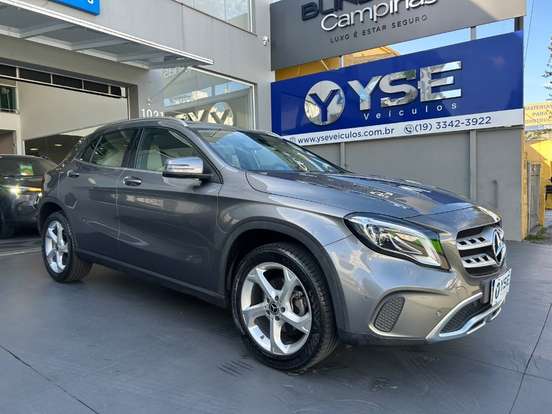 MERCEDES-BENZ-GLA 200-2018