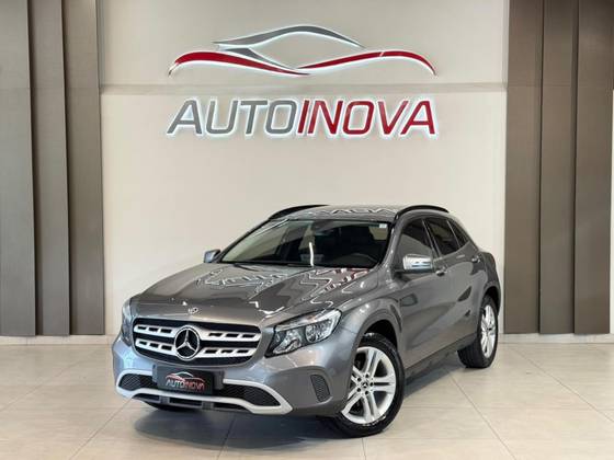 MERCEDES-BENZ GLA 200 1.6 CGI FLEX STYLE 7G-DCT