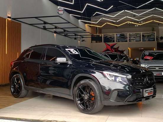 MERCEDES-BENZ-GLA 200-2018