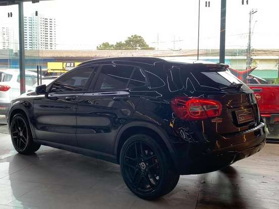 MERCEDES-BENZ-GLA 200-2018
