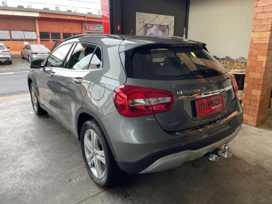 MERCEDES-BENZ-GLA 200-1.6 CGI FLEX STYLE 7G-DCT MERCEDES-BENZ-GLA 200-2017