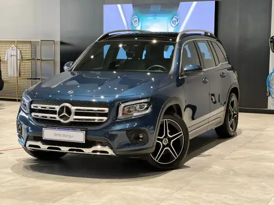 MERCEDES-BENZ-GLB 200-2020