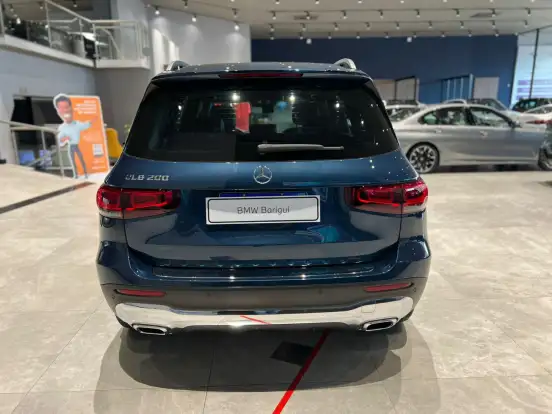 MERCEDES-BENZ-GLB 200-2020