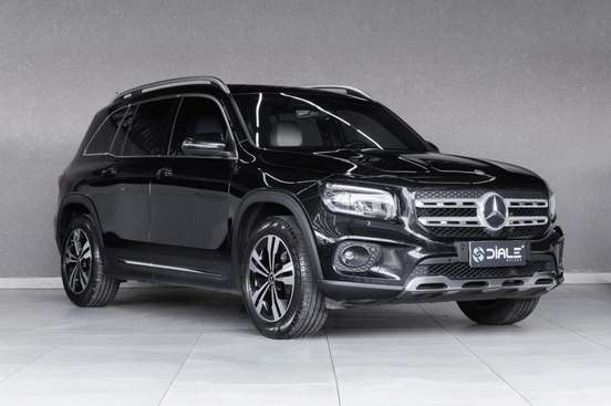 MERCEDES-BENZ-GLB 200-2021