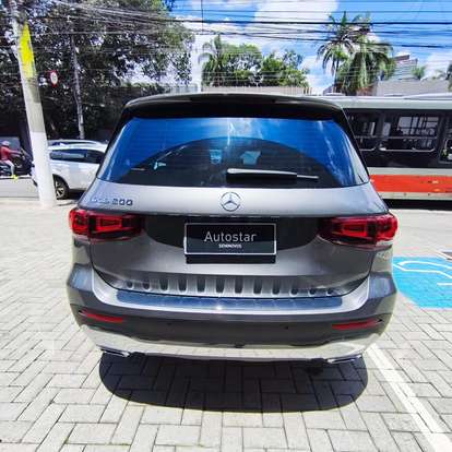 MERCEDES-BENZ-GLB 200-2020