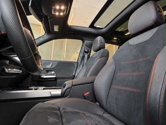 MERCEDES-BENZ-GLB 220-2.0 MHEV AMG LINE 4MATIC 8G-DCT MERCEDES-BENZ-GLB 220-2024