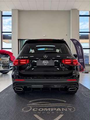 MERCEDES-BENZ-GLB 220-2.0 MHEV AMG LINE 4MATIC 8G-DCT MERCEDES-BENZ-GLB 220-2024