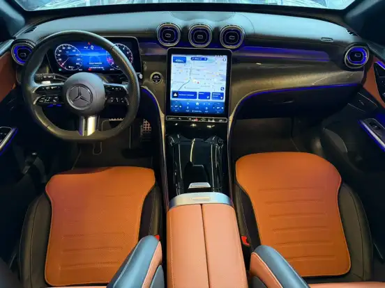 MERCEDES-BENZ-GLC 300-2025