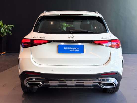 MERCEDES-BENZ-GLC 300-2025