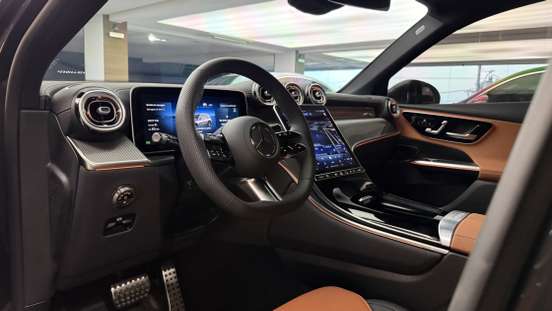 MERCEDES-BENZ-GLC 300-2025