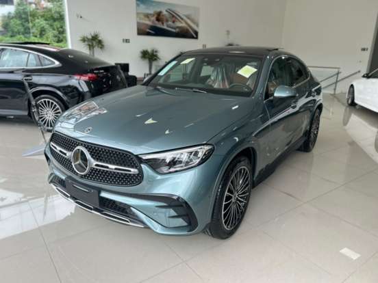 MERCEDES-BENZ-GLC 300-2026