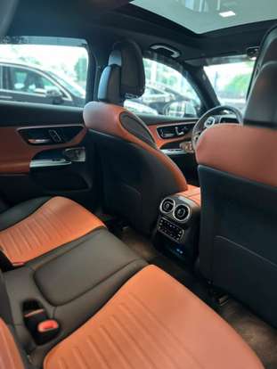 MERCEDES-BENZ-GLC 300-2026