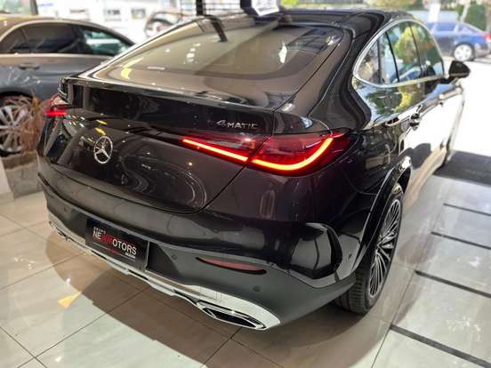 MERCEDES-BENZ-GLC 300-2026