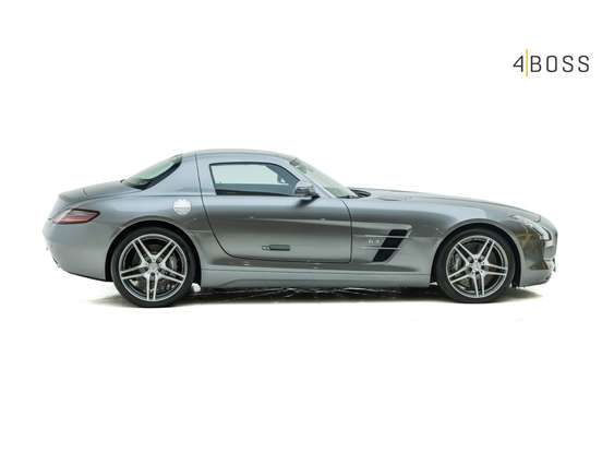 MERCEDES-BENZ-SLS AMG-6.2 V8 GASOLINA SPEEDSHIFT MERCEDES-BENZ-SLS AMG-2010