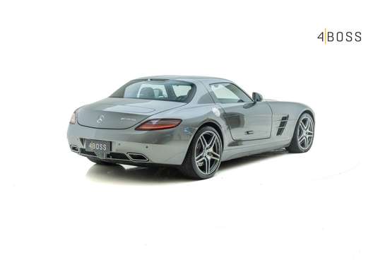 MERCEDES-BENZ-SLS AMG-2010