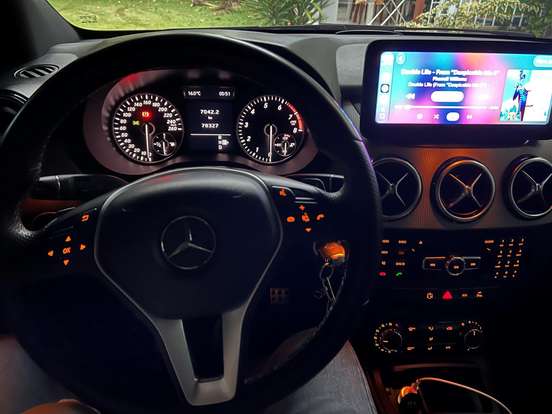 MERCEDES-BENZ-B 200-1.6 SPORT TURBO GASOLINA 4P AUTOMÁTICO MERCEDES-BENZ-B 200-2013