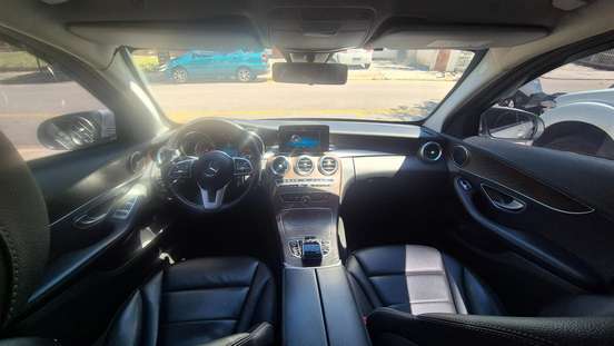 MERCEDES-BENZ-C 180-2019