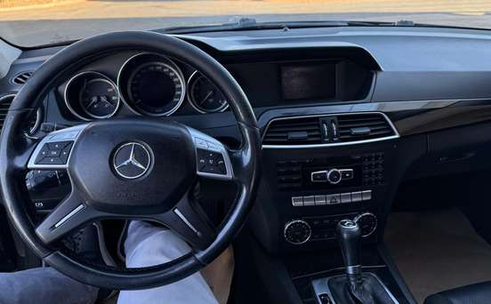 MERCEDES-BENZ-C 180-1.8 CGI CLASSIC 16V GASOLINA 4P AUTOMÁTICO MERCEDES-BENZ-C 180-2012