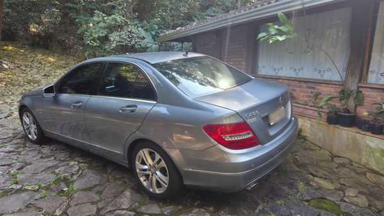 MERCEDES-BENZ-C 200-2011