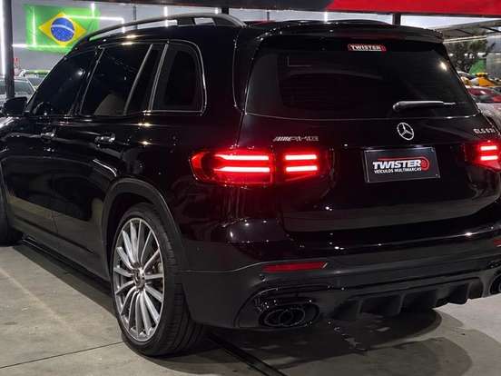 MERCEDES-BENZ-GLB 35 AMG-2.0 MHEV 4MATIC SPEEDSHIFT MERCEDES-BENZ-GLB 35 AMG-2024