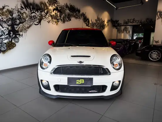 MINI-COOPER-1.6 S JOHN COOPER WORKS 16V TURBO GASOLINA 2P AUTOMATICO MINI-COOPER-2013
