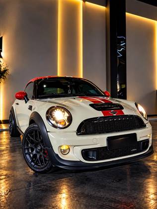 MINI COOPER 1.6 S COUPÉ 16V TURBO GASOLINA 2P AUTOMÁTICO