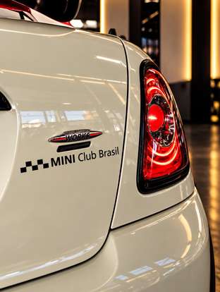 MINI-COOPER-2011