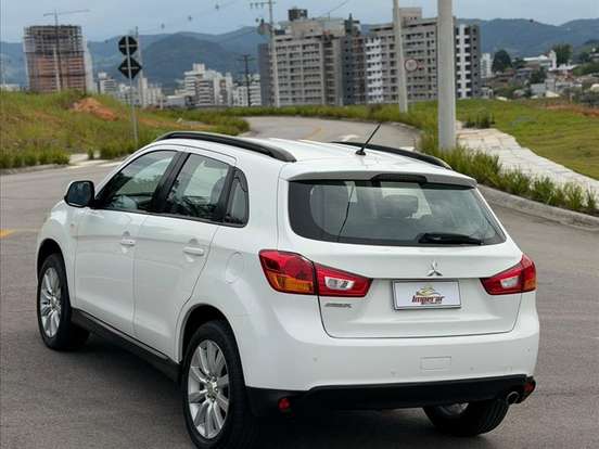 MITSUBISHI-ASX-2.0 4X2 16V GASOLINA 4P AUTOMÁTICO MITSUBISHI-ASX-2013