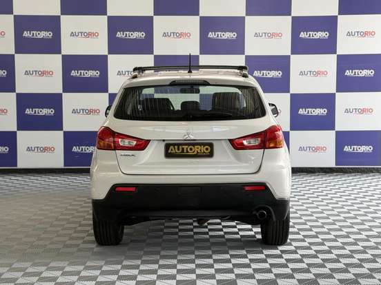 MITSUBISHI-ASX-2011