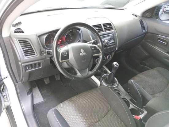 MITSUBISHI-ASX-2015
