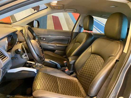 MITSUBISHI-ASX-2019