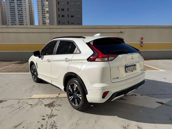 MITSUBISHI-ECLIPSE CROSS-1.5 MIVEC TURBO GASOLINA HPE-S S-AWC CVT MITSUBISHI-ECLIPSE CROSS-2024