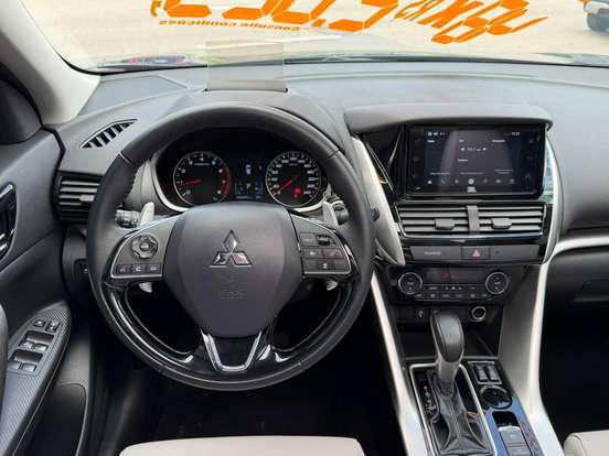 MITSUBISHI-ECLIPSE CROSS-2024