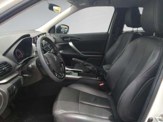 MITSUBISHI-ECLIPSE CROSS-2024