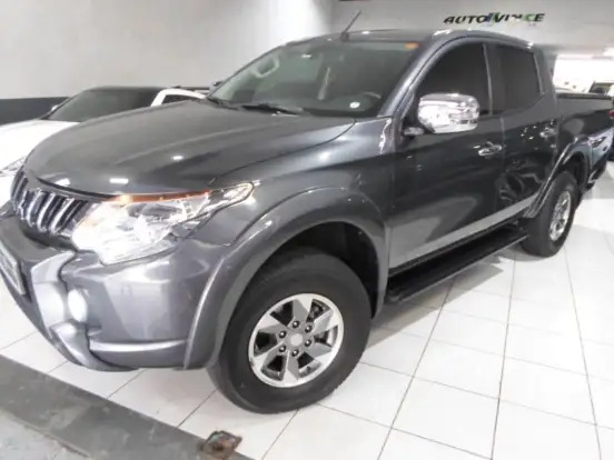 MITSUBISHI-L200 TRITON-2019