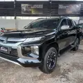 MITSUBISHI L200 TRITON 2.4 16V TURBO DIESEL SPORT HPE CD 4P 4X4 AUTOMÁTICO MITSUBISHI L200 TRITON 2.4 16V TURBO DIESEL SPORT HPE CD 4P 4X4 AUTOMÁTICO