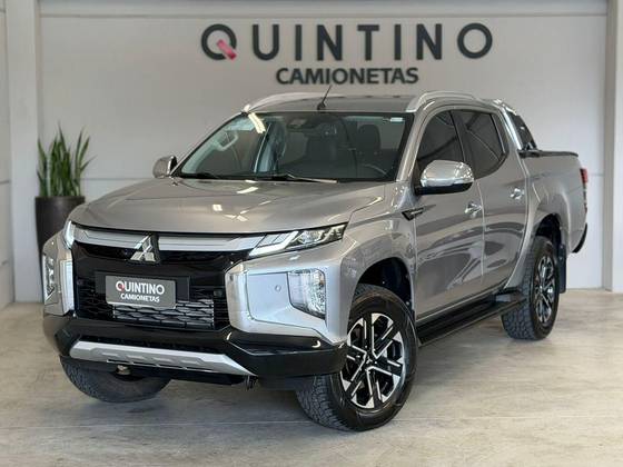 MITSUBISHI L200 TRITON 2.4 16V TURBO DIESEL SPORT HPE-S CD 4P 4X4 AUTOMÁTICO