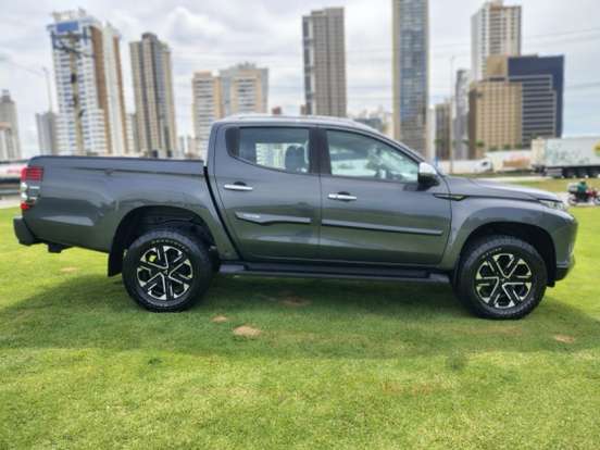 MITSUBISHI-L200 TRITON-2.4 16V TURBO DIESEL SPORT HPE-S CD 4P 4X4 AUTOMÁTICO MITSUBISHI-L200 TRITON-2023