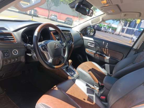 MITSUBISHI-L200 TRITON-2.4 16V TURBO DIESEL SPORT HPE-S TERRA CD 4P 4X4 AUTOMÁTICO MITSUBISHI-L200 TRITON-2024