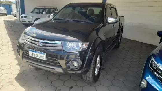 MITSUBISHI L200 TRITON 3.2 HPE 4X4 CD 16V TURBO INTERCOOLER DIESEL 4P AUTOMÁTICO