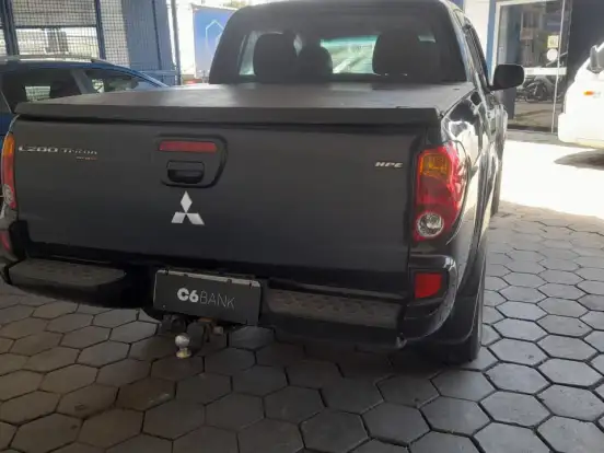 MITSUBISHI-L200 TRITON-3.2 HPE 4X4 CD 16V TURBO INTERCOOLER DIESEL 4P AUTOMÁTICO MITSUBISHI-L200 TRITON-2014