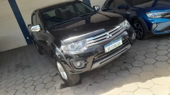 MITSUBISHI-L200 TRITON-3.2 HPE 4X4 CD 16V TURBO INTERCOOLER DIESEL 4P AUTOMÁTICO MITSUBISHI-L200 TRITON-2014