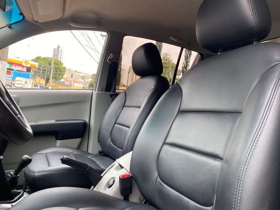 MITSUBISHI-L200 TRITON-2015