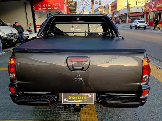 MITSUBISHI-L200 TRITON-3.5 HPE 4X4 CD V6 24V FLEX 4P AUTOMÁTICO MITSUBISHI-L200 TRITON-2014